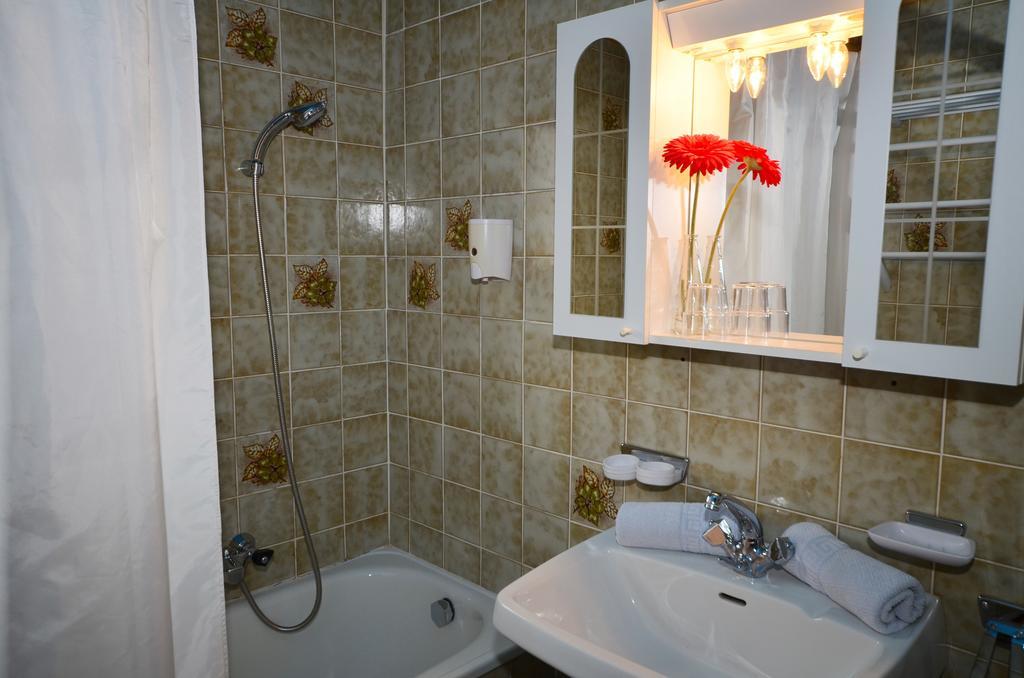מלון לרמוס Haus Bergfrieden מראה חיצוני תמונה
